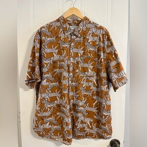 ANIMAL PRINT BUTTON DOWN SHIRT - SIZE XXXL